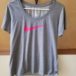 Nike T-shirt